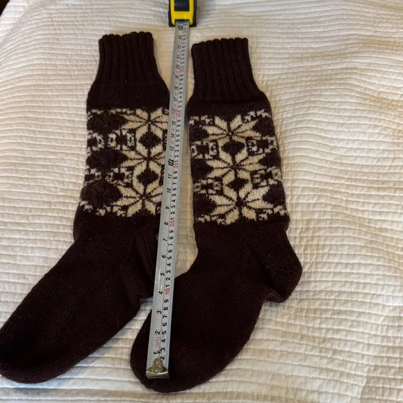 Brown Patterned Wool Socks - Picture 2 of 4